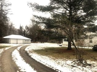 934 N Buys Rd, Muskegon, MI 49445