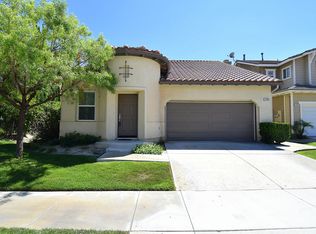 27933 Mariposa St, Valencia, CA 91355