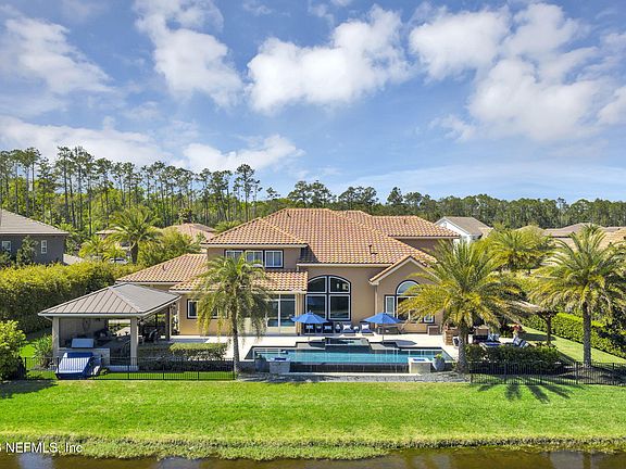 2nd image of 449 DEER VALLEY Drive