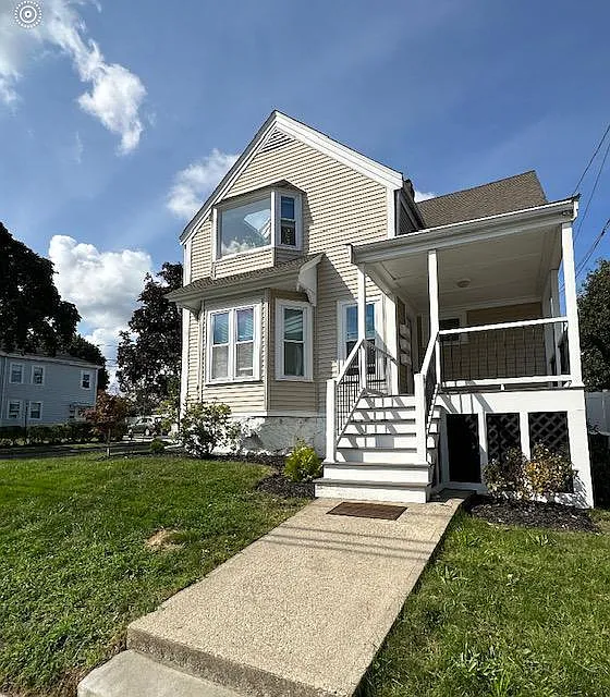 110 Arnold St #1