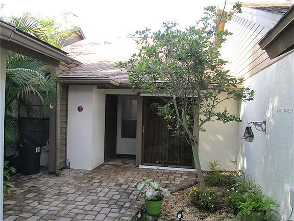 3rd image of 306 Parkside Ln