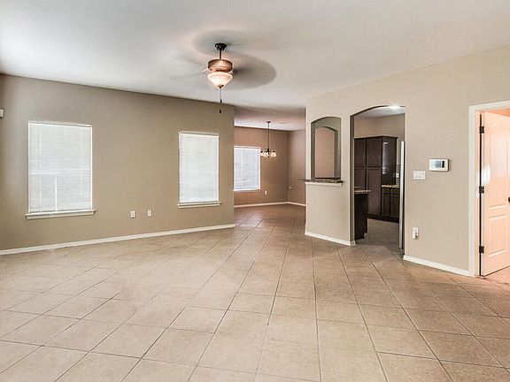 4th image of 13163 Kestrel Ave