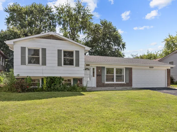 8189 Carlisle Dr, Hanover Park, IL 60133