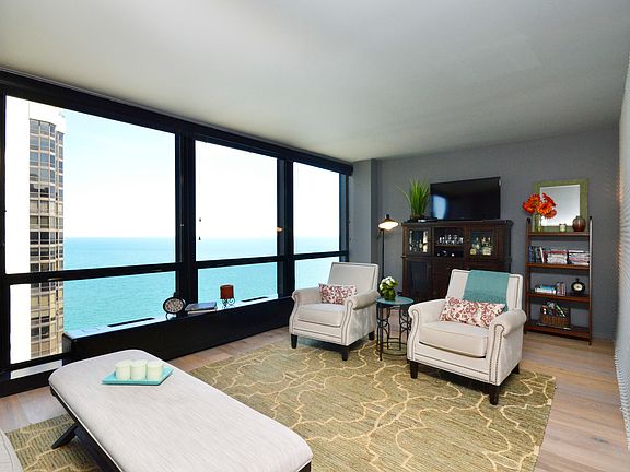 5th image of 900 N Lake Shore Dr APT 2605