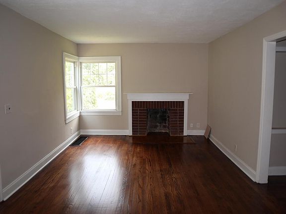 2nd image of 4310 Raven Dr