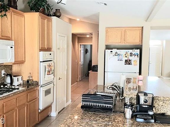 2nd image of 6523 Hedge Top Ave