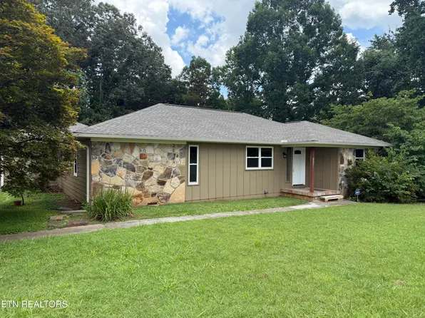 634 Crestview Ct, Seymour, TN 37865