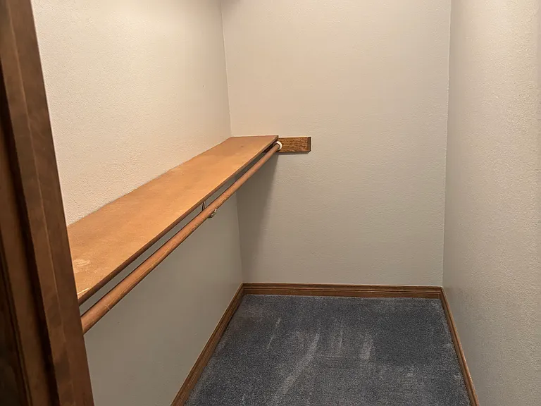 walk-in closet