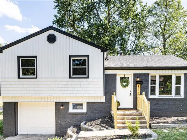 16309 E 32nd St S, Independence, MO 64055