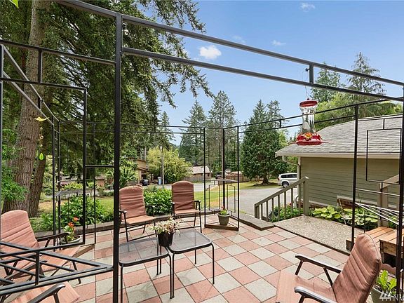 5th image of 22532 SE 20th St