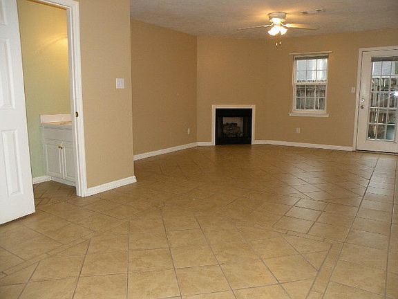 5th image of 4634 Brookwood Ln