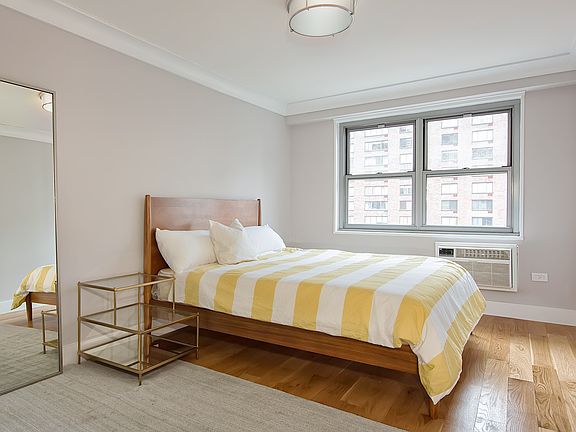 3rd image of 70 W 93rd St APT 24B