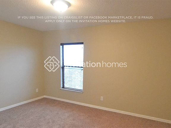 5th image of 3627 Briar Run Dr