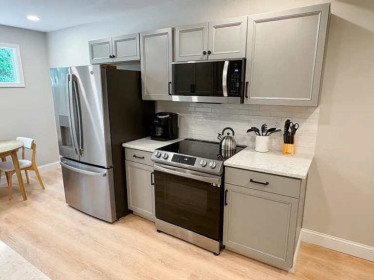 Lenox Park Dr — Photo 4