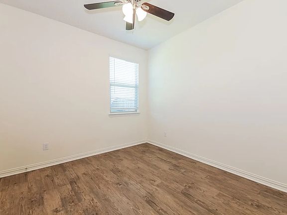 3rd image of 11425 Alpine Springs Dr
