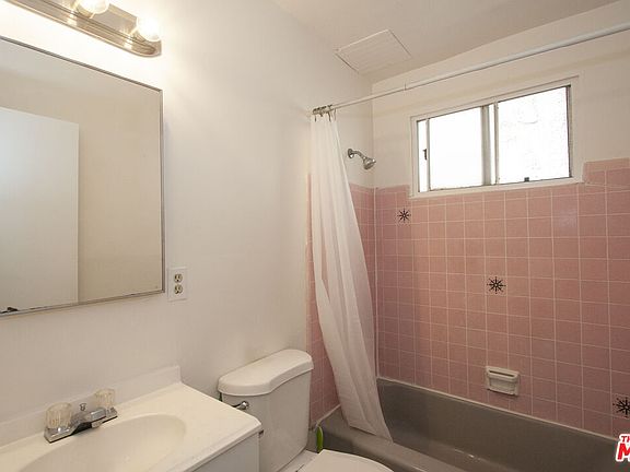 5th image of 11521 Rochester Ave APT 1