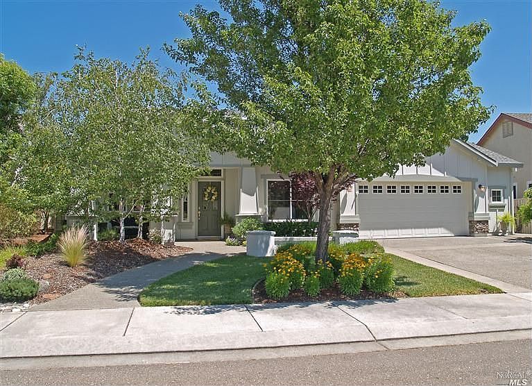 1st image of 406 Clover Springs Dr
