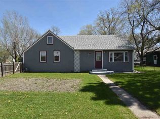 105 Pleasant Ave S, Surrey, ND 58785