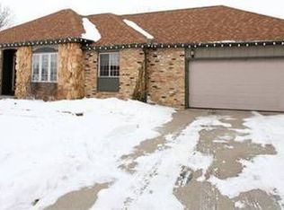 1203 Leer St, Dysart, IA 52224