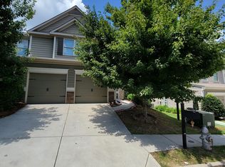 3373 Castleberry Village Cir, Cumming, GA 30040