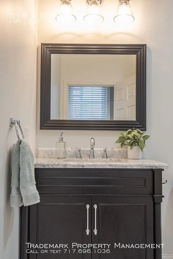 1 bed, 1.5 bath, $1,675 — Photo 4
