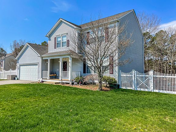 2nd image of 532 Lunns Way