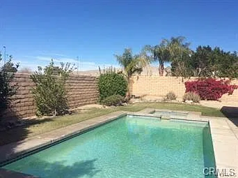 5 bed, 2300 sqft, $3,390 — Photo 2