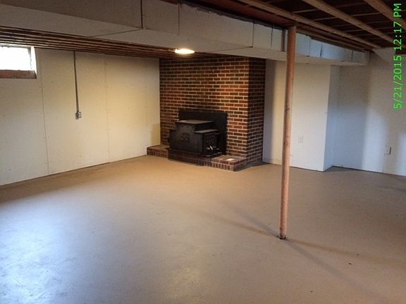 Full Basement Unfinished