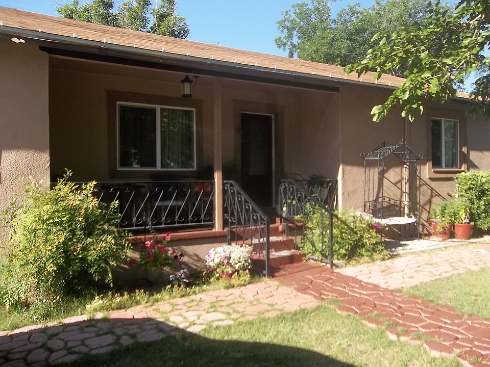 2nd image of 1115 W Edwards St