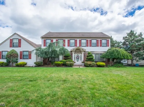 8 Jackson St, East Hanover Twp., NJ 07936