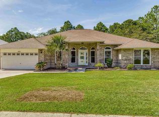 1621 Condor Dr, Cantonment, FL 32533