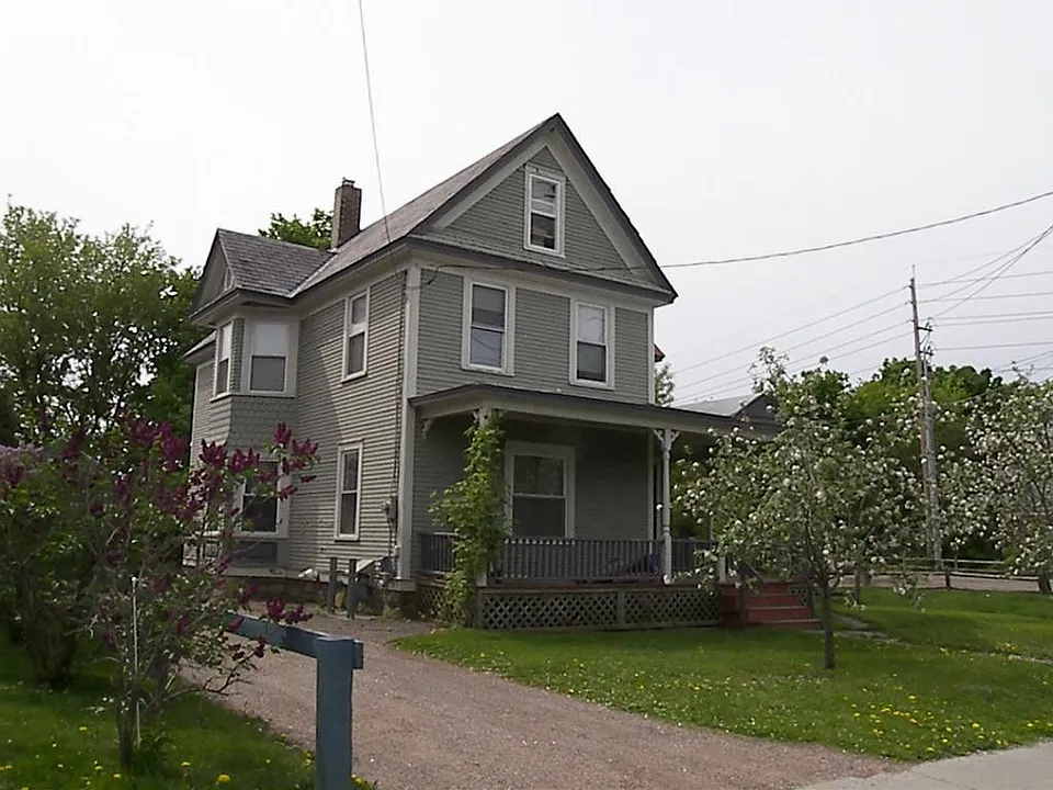 291 Colchester Ave