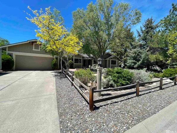 220 Lemming Dr, Reno, NV 89523