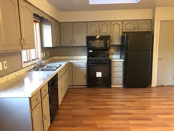 5th image of 1534 E Valley Pl