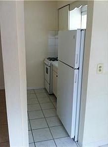 4th image of 7124 Bay Dr APT 3