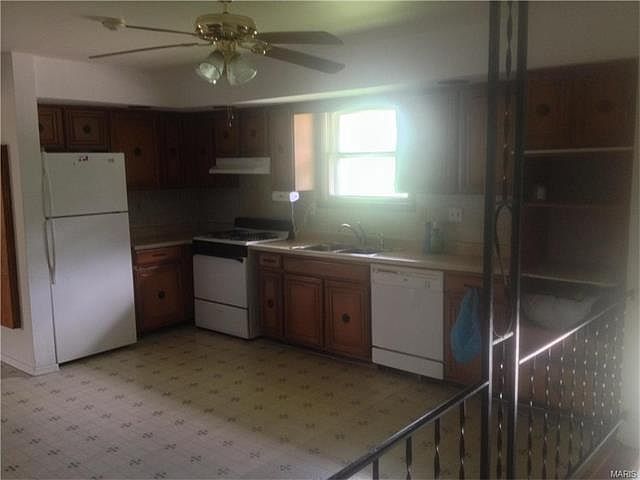 2nd image of 3908 Stanka Ln