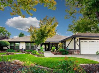 2107 Van Ness Dr, Roseville, CA 95661