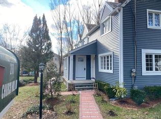 211 Church Hill Rd, Fairfield, CT 06825