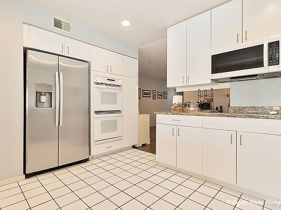 2nd image of 1925 Lake Ave Unit 213