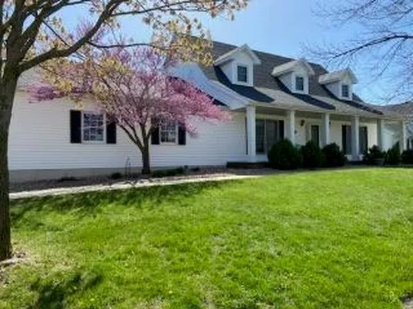 803 Cleaver Dr, Kirksville, MO 63501