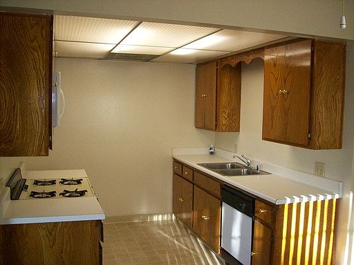4th image of 12709 Lakewood Blvd APT 202