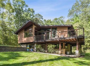 54 Jericho Dr, Old Lyme, CT 06371