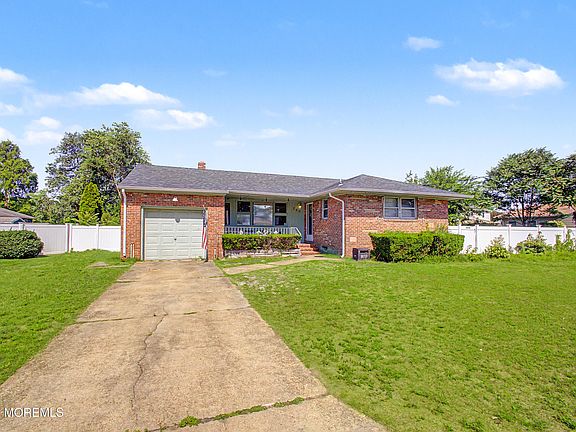 4th image of 280 Delaware Drive