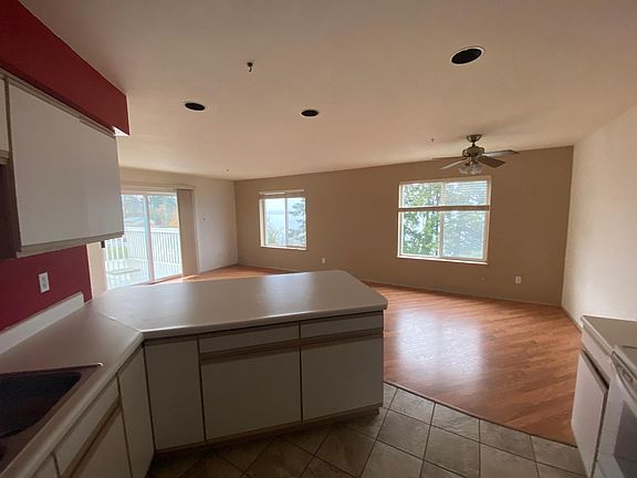 2nd image of 2255 Highview Ln W #D303