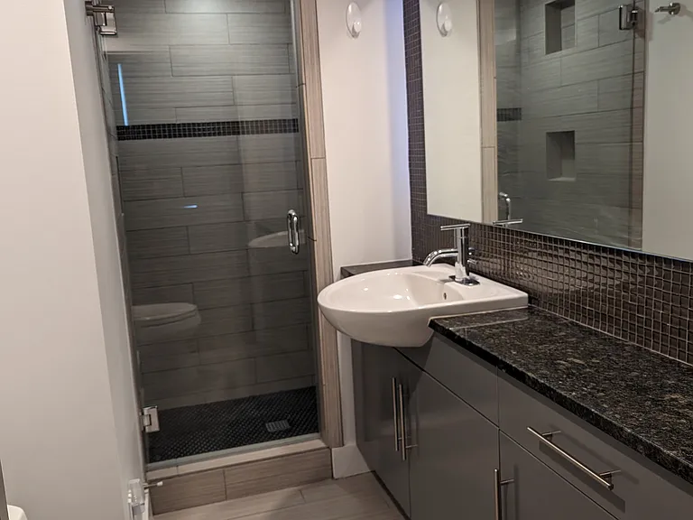 300 Bowie St #3704 — Photo 14