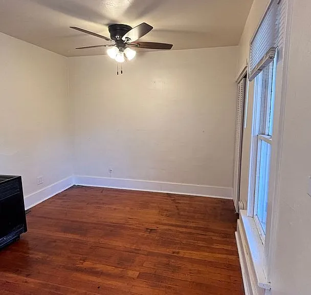 103 Ruxton Ave #C — Photo 8