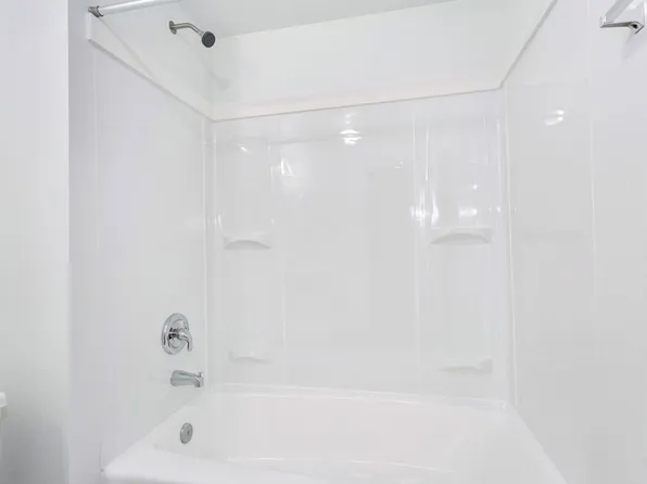 5236-5240 South Tacoma Way, 5240 S Tacoma Way #4, Tacoma, WA 98409