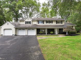 22 Slayback Dr, West Windsor, NJ 08550