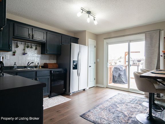 5th image of 631 11th St E