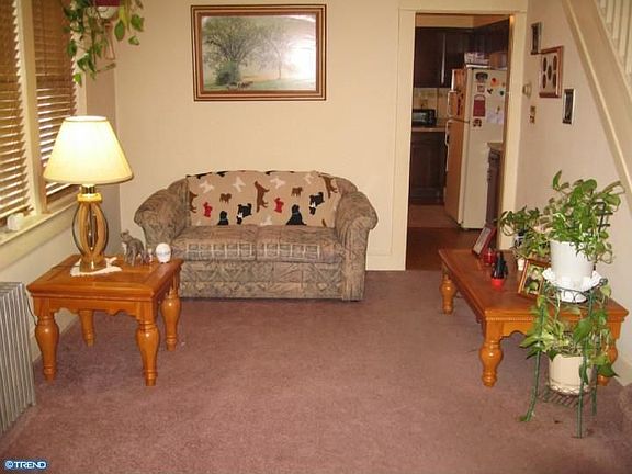 3rd image of 519 Deklyn Ave